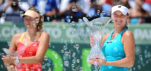 Radwanska domine Sharapova et remporte Miami 2012 !