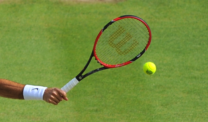 Gagnez la raquette de Federer ou celle de votre choix à Wimbledon !