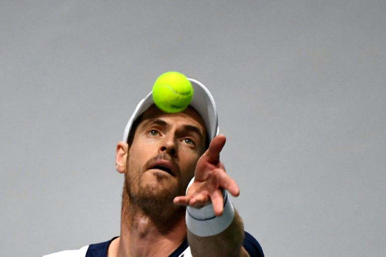 Andy Murray renonce à la dernière journée d'une exhibition 100% britannique