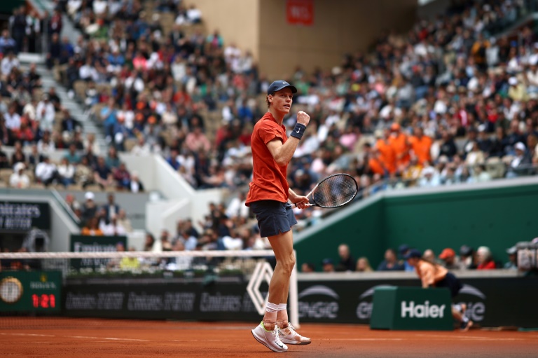 Roland-Garros: les Carota Boys, les tifosi orange acidulé de Jannik Sinner