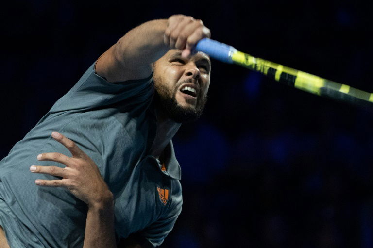 Tsonga collectionne le 18e trophée de sa carrière à Metz