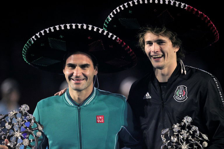 Federer and Zverev play in front of over 42,000