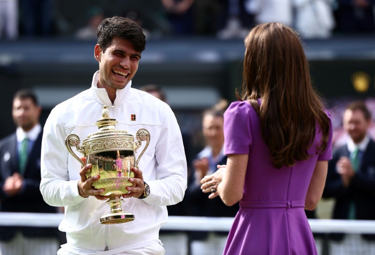 Alcaraz zerschmettert Djokovics Hoffnung:  Träume weiter