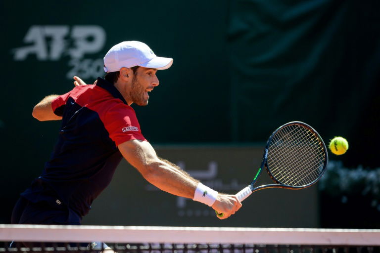 Federer's Geneva opponent Andujar understands his injury pain