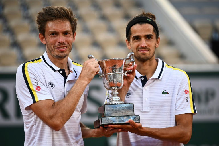 Roland-Garros: un 2e sacre et une Marseillaise pour Mahut et Herbert en double