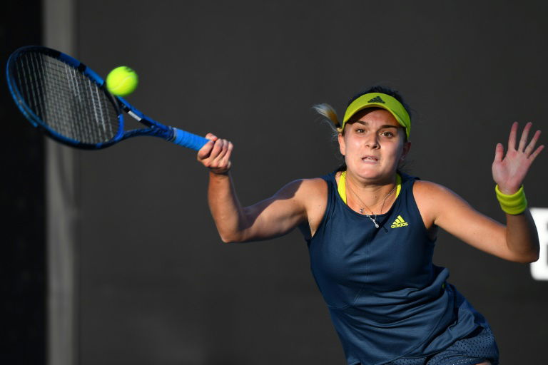 Burel et Mladenovic rejoignent les quarts de finale à Lyon, pas Garcia