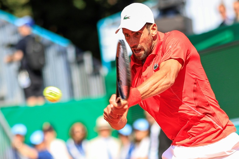 Monte-Carlo: Djokovic gagne froidement, Medvedev se consume
