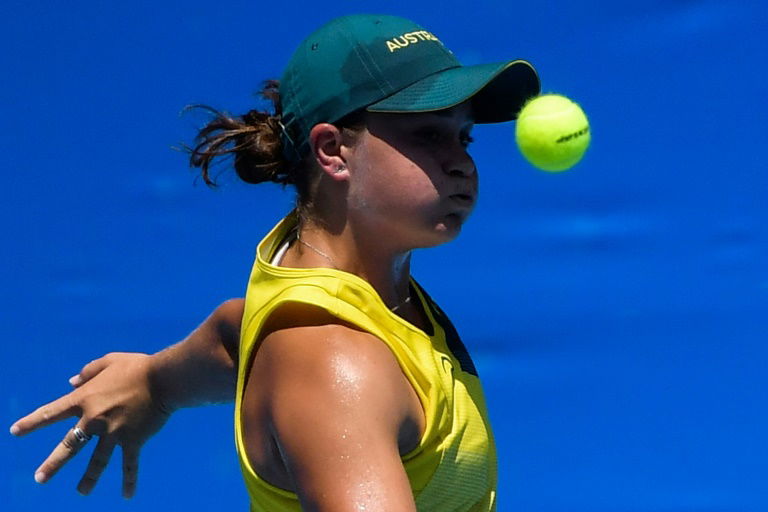 JO-2020/ Osaka perd sa rivale Barty, Murray renonce