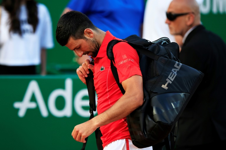 Djokovic nach erneutem Rückschlag bedient aber hoffnungsvoll