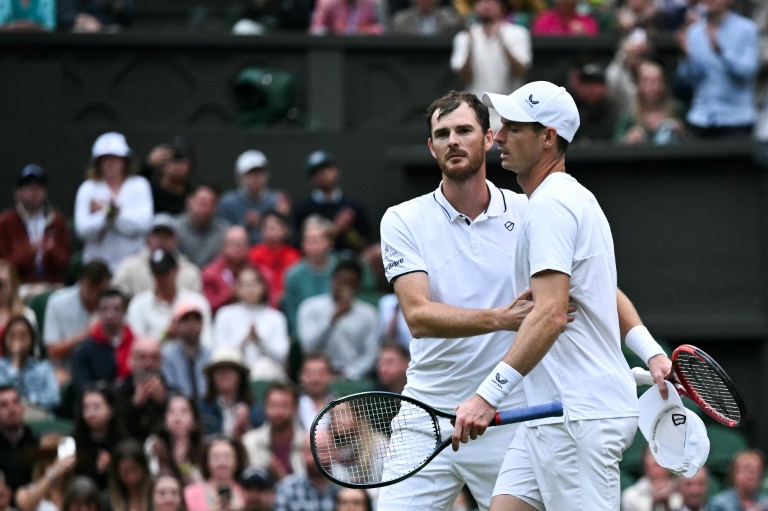 Murray saluted at Wimbledon despite doubles exit as Djokovic wins