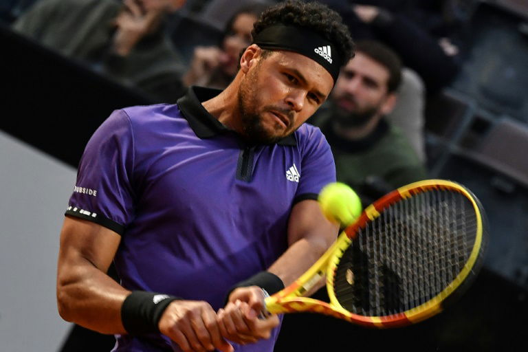 Tsonga ne ferme pas la porte à la Coupe Davis