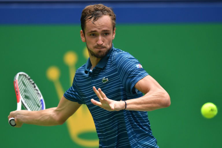 Masters 1000 de Shanghai: Medvedev domine Fognini et passe en demies