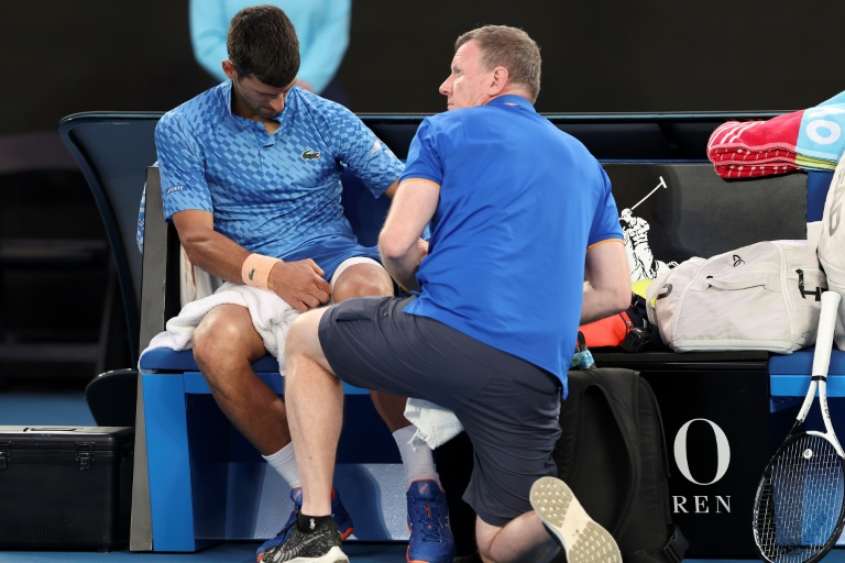 Djokovic jouait à Melbourne avec une déchirure de trois centimètres