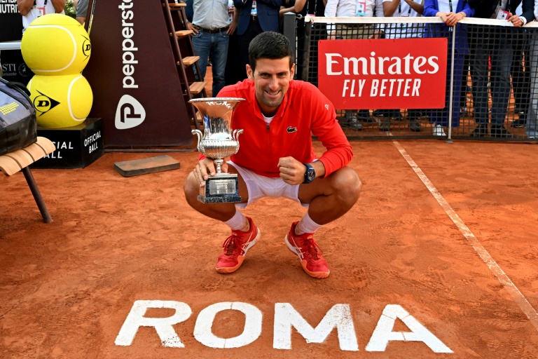 Djokovic lancé vers Roland-Garros avec un 6e sacre romain