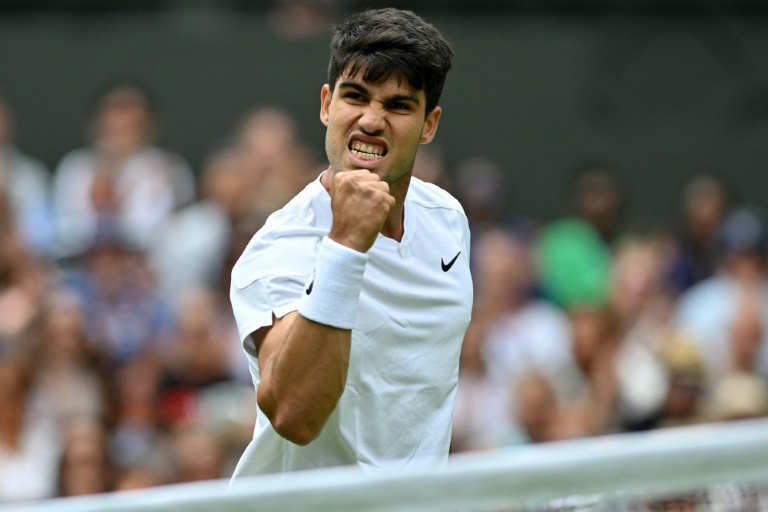 Alcaraz, Sinner win Wimbledon openers as Sabalenka pulls out