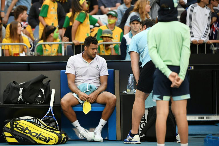 Open d'Australie: coup dur pour Tsonga, qui s'interroge sur son avenir
