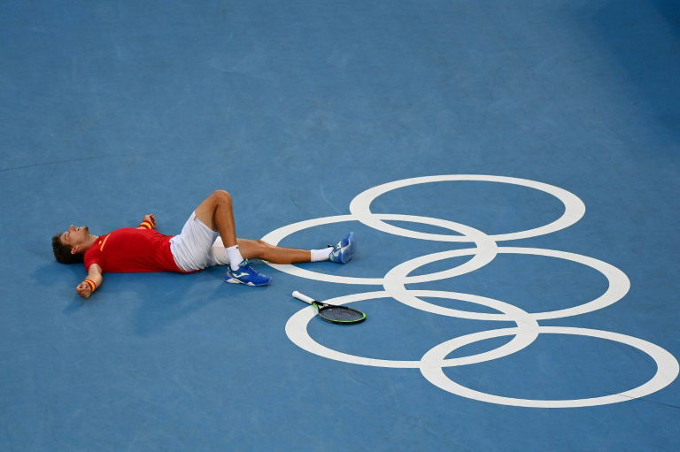 JO-2020/ pas de médaille en simple pour Djokovic, l'Espagnol Carreno en bronze