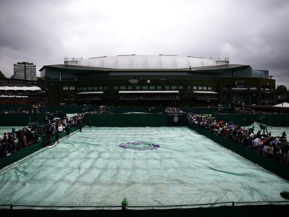 Regen in Wimbledon sorgt für Unterbrechungen