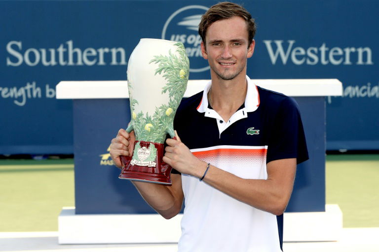 Medvedev, plus fort que Djokovic, Nadal et Federer...