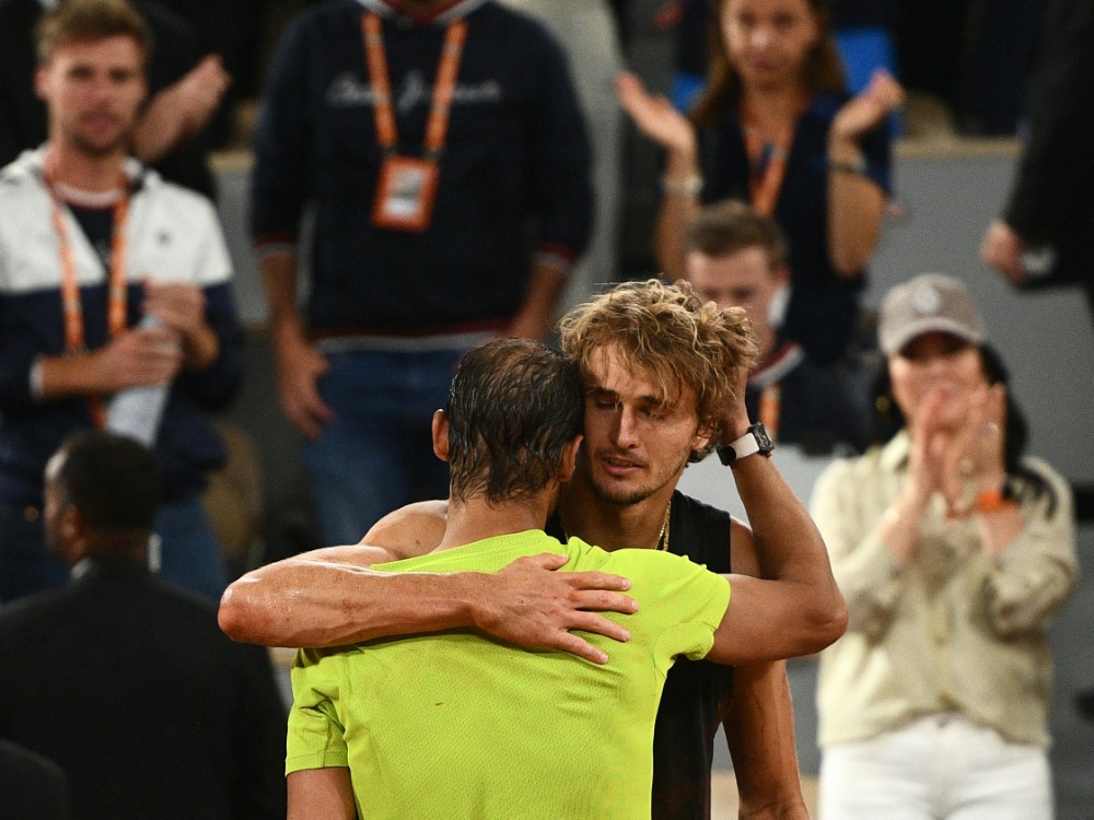 French Open:  Zverev gegen Nadal am Montag