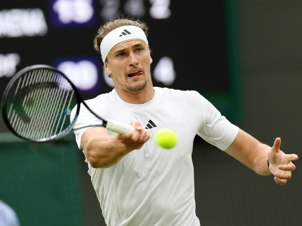 Wimbledon:  Zverev locker in Runde drei