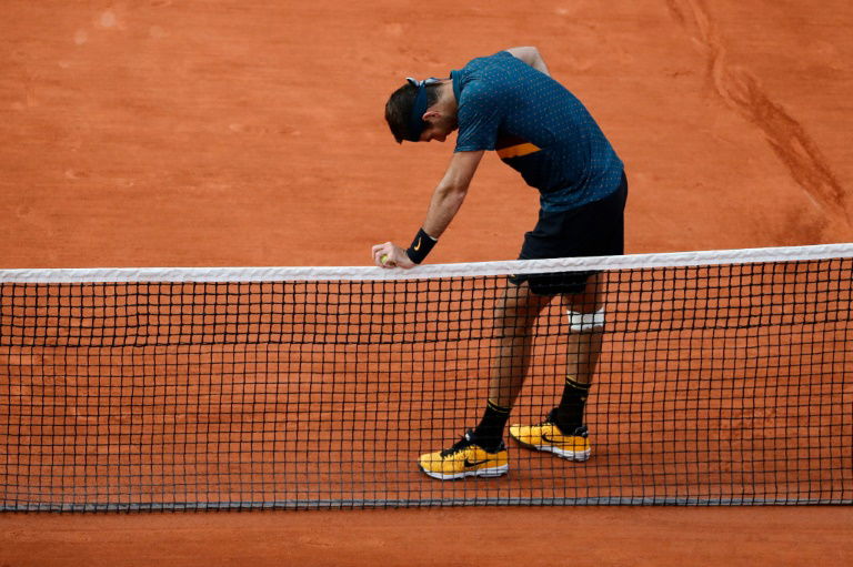 Injury-plagued del Potro to undergo second knee surgery