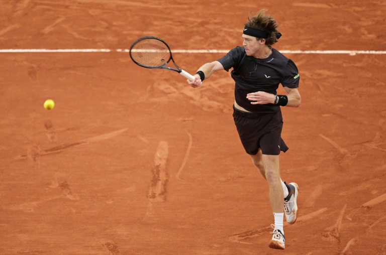 Roland-Garros: Rublev craque et prend la porte au 3e tour