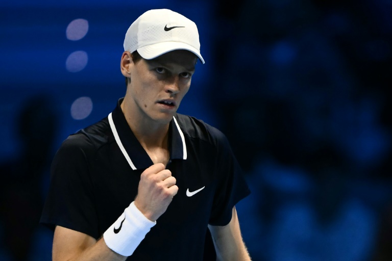 Sinner opens ATP Finals title bid by easing past De Minaur