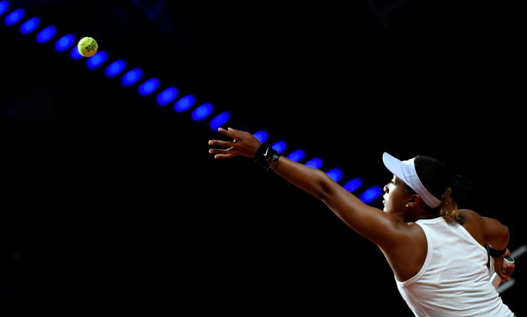 Osaka facile face à Hsieh à Stuttgart