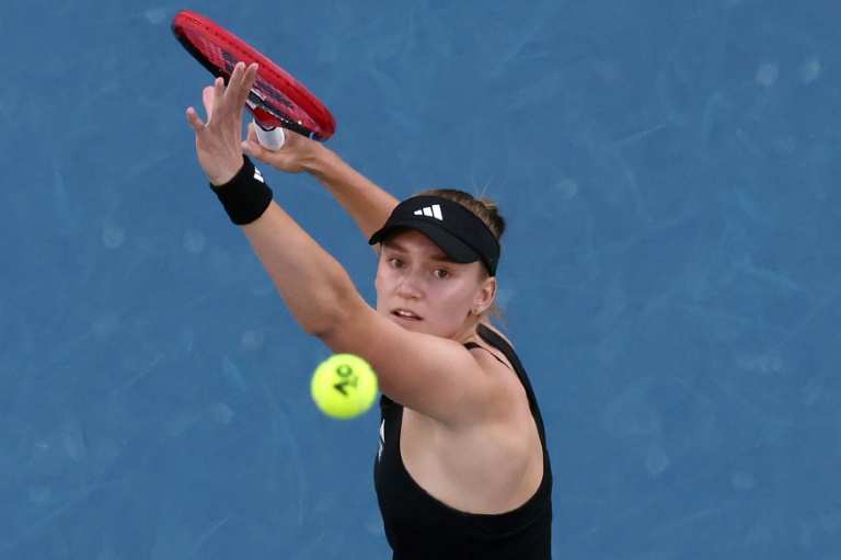 Open d'Australie: Rybakina-Sabalenka, deux cogneuses pour le titre
