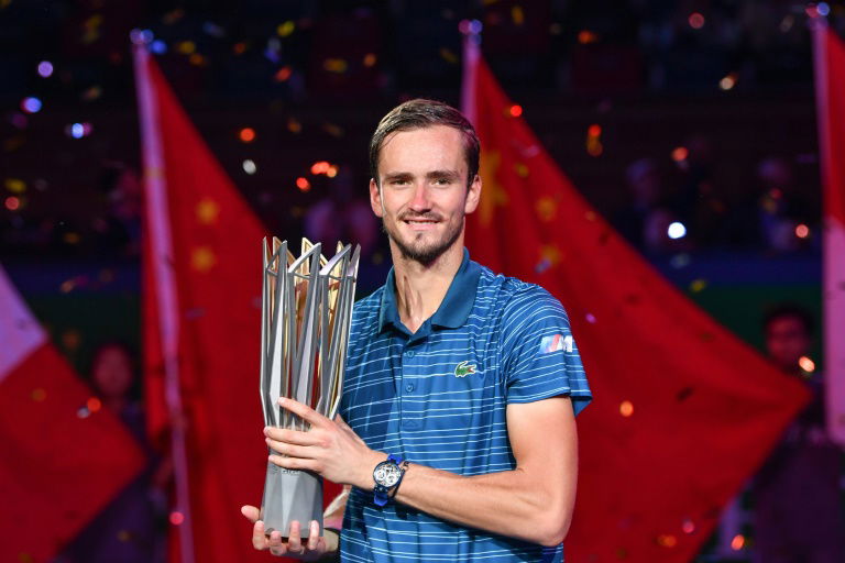 Daniil Medvedev remporte à Shanghai son 2e Masters 1000 d'affilée