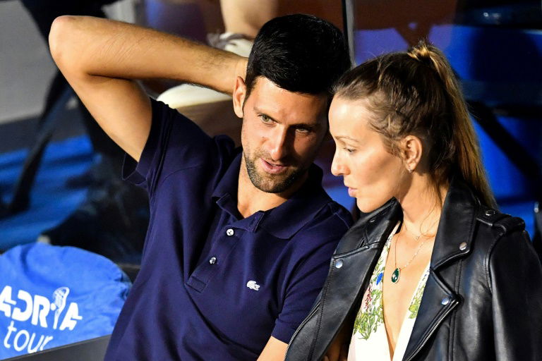 Djokovic et son épouse testés négatifs au coronavirus