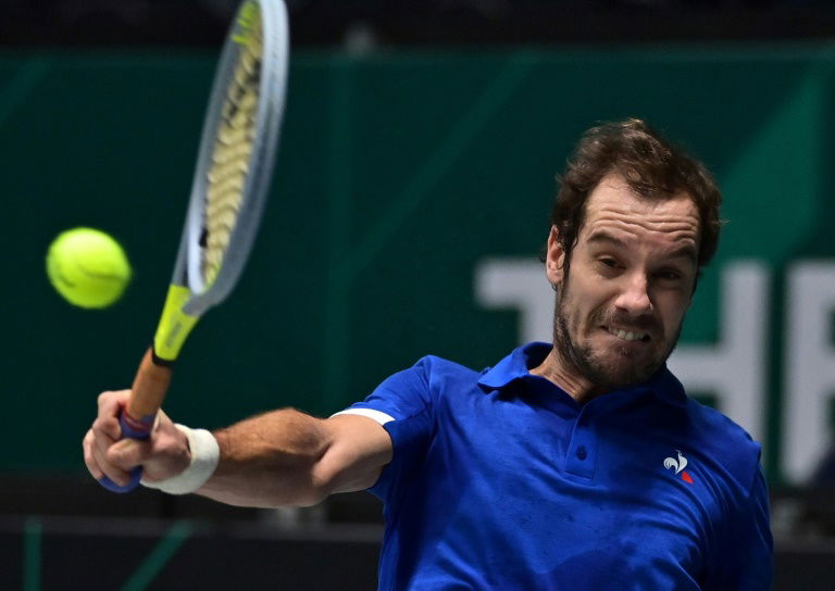 Swedes, Croats race into Davis Cup leads