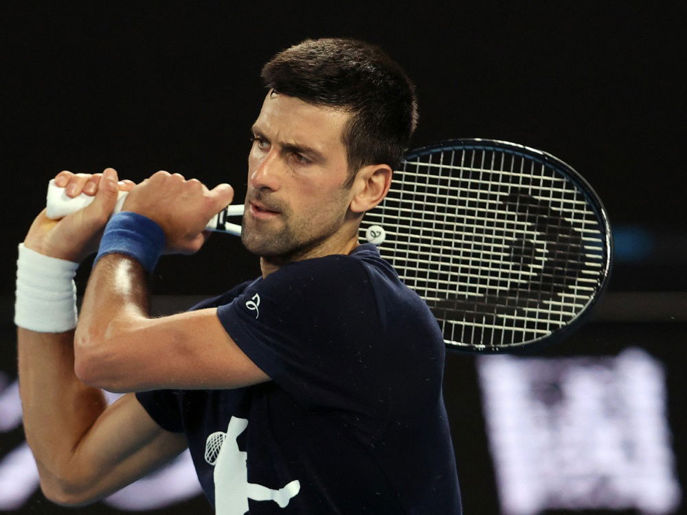 Djokovic geht gegen Visumsentzug vor: Tennisstar vorerst nicht festgesetzt