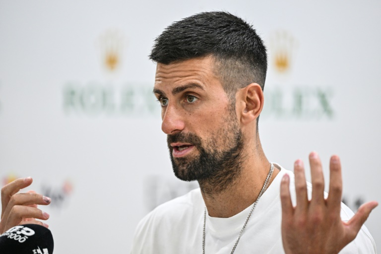 Djokovic espère que l'affaire Sinner soit réglée le plus vite possible