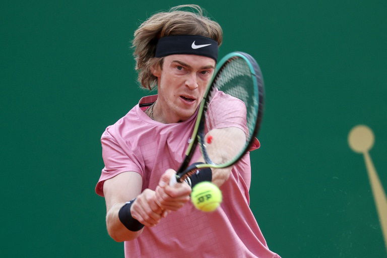 Monte-Carlo: Rublev enfonce Nadal