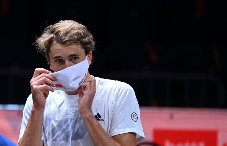 Zverev downs hobbled Harris to make Cologne semi-finals