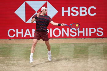 Draper supera con dificultad a Nakashima y avanza a semifinales en Queen's  