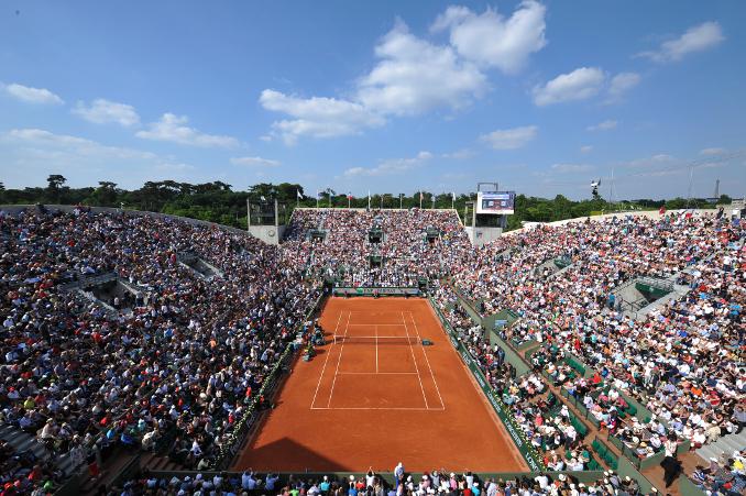 Nadal en piste sur le Court Suzanne Lenglen 