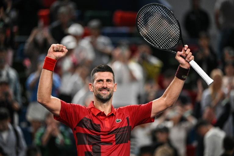 Vidéo - Djokovic gâté par le tournoi de Genève pour son anniversaire