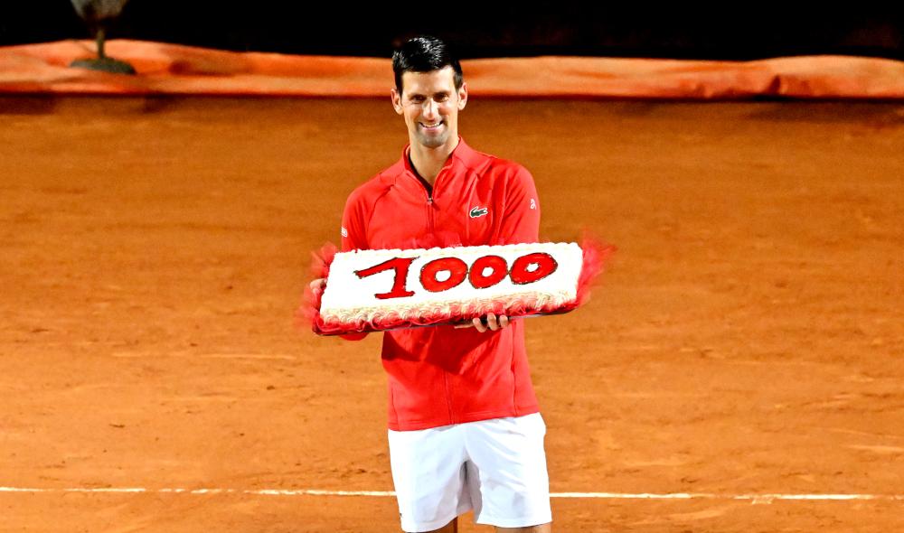Djokovic signe sa 1000e victoire en carrière ! Le n°1 mondial vient de dominer Ruud avec autorité à Rome pour rejoindre Tsitsipas en finale