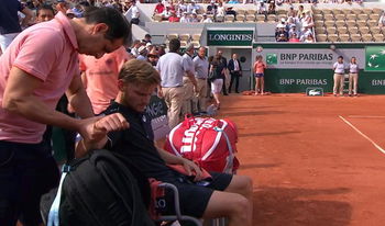 Goffin touché à l'avant-bras droit face à Cecchinato