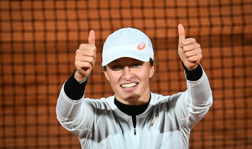 Swiatek a survolé le tableau dames de Roland Garros pour se hisser en finale