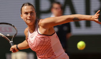 Sabalenka s'évite les frayeurs pour rallier le 3e tour.