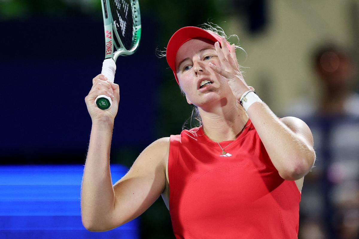 Tauson, dotknięta kontuzją pleców, rezygnuje z kwalifikacji do Pucharu Billie Jean King z Danią