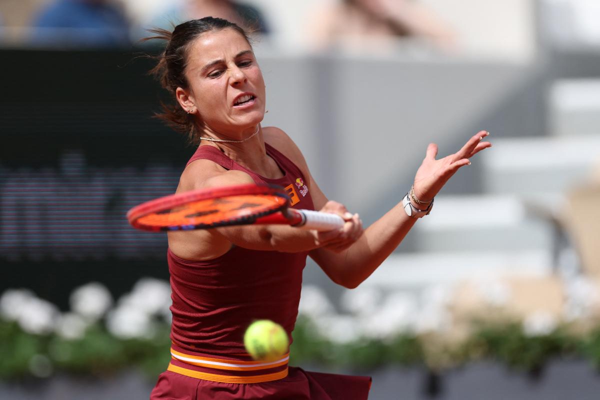 Navarro, overwhelmed by Bouzas Maneiro, exits in the first round at Roland-Garros