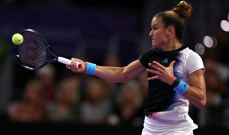 Jabeur s'est relancée aux WTA Finals à Fort Worth en battant Pegula mercredi