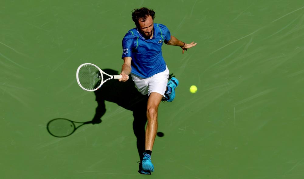 La blessure au pouce de Medvedev face à Davidovich Fokina à Indian Wells