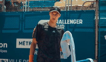Debru battu en finale du Challenger de Prague.