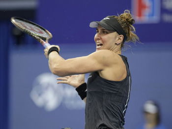 Videos - Second WTA match of the season and it's already cramping up!